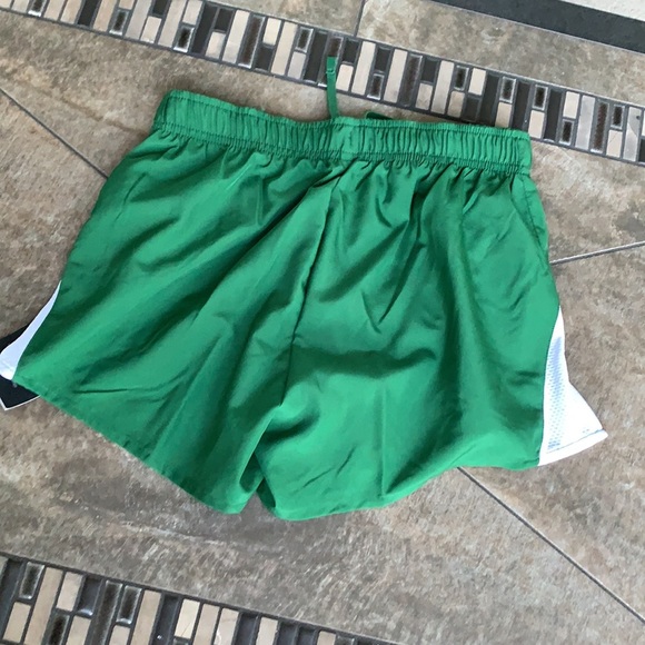 NIKE Women’s running shorts with Dri-Fit Technolog - Picture 9 of 15